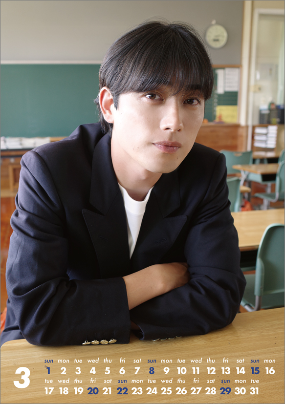 ③卓上 樫尾篤紀 中面2 現物
